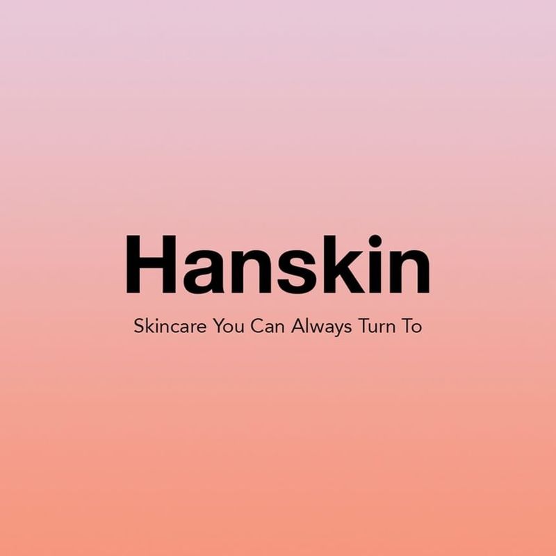 Hanskin - Vitamin C Glow Powder Cleanser