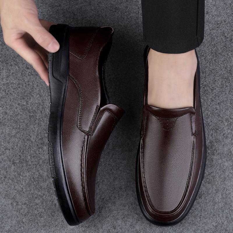 2024 High Quality Male Comfortable Gents Shoes Genuine Leather Mens Slip On Business Shoes New Classic All-match Mens Loafers