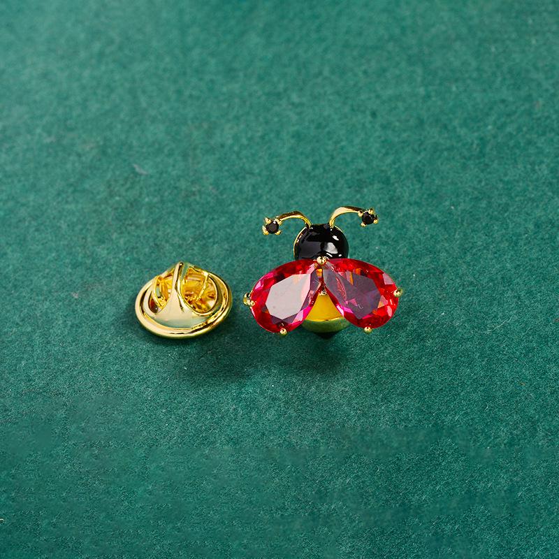 Personalized Mini Bee Collar Pin Brooch with Enamel and Zircon Inlay - Unisex Fashion Accessory