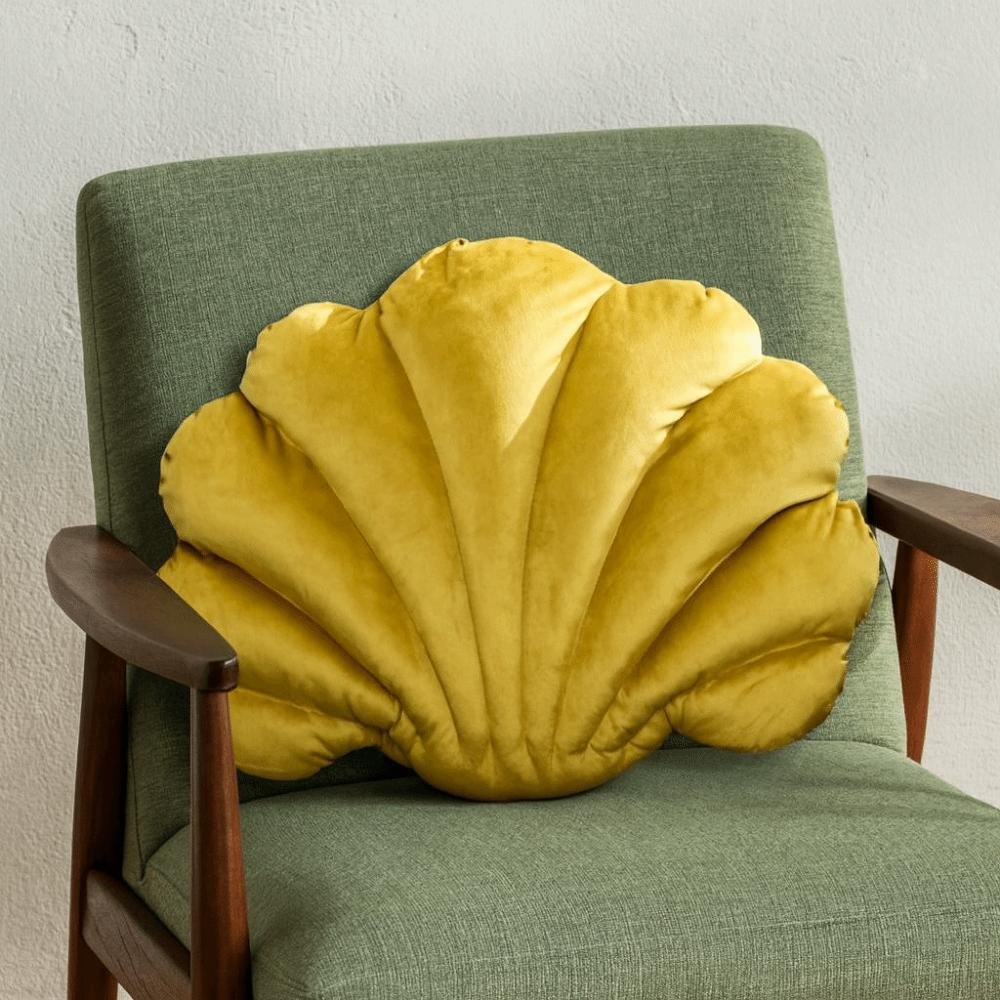 Dutch Velvet Shell Cushion Skin-friendly Car Cushion Simulation Sofa Waist Pillow  Living Room