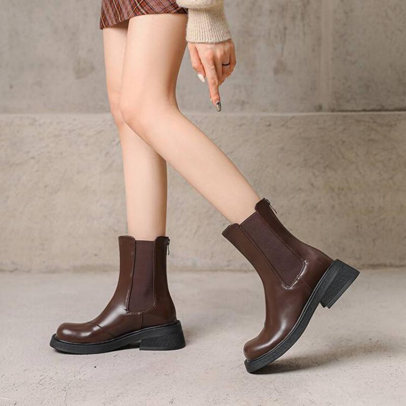 Autumn and Winter Women's Leather Martin Boots Women's Thick-soled Non-slip Large-size Women's Boots Rear Zipper Leather Boots Korean Version Med