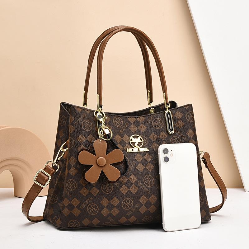 Crossbody bag women's versatile 2025 new trendy large-capacity handbag single shoulder fashion women's bag women's bag