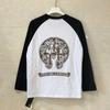 25SS Kříž Chromové Kopyto Sanskrtský Potisk Černobílé Raglánové Tričko s Dlouhým Rukávem