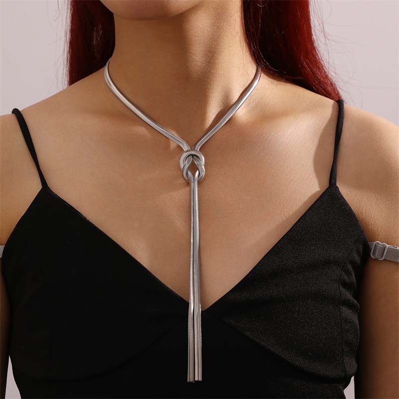Vintage Gold Snake Chain Knot Long Tassel Necklace for Women Punk Chunky Thick Chest Chain Choker Neck Jewelry Gift