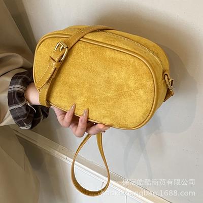 Frosted Retro Bag Women's Autumn and Winter 2025 New Fashion Super Fire Messenger Bag Niche Design Popular Small Square Bag