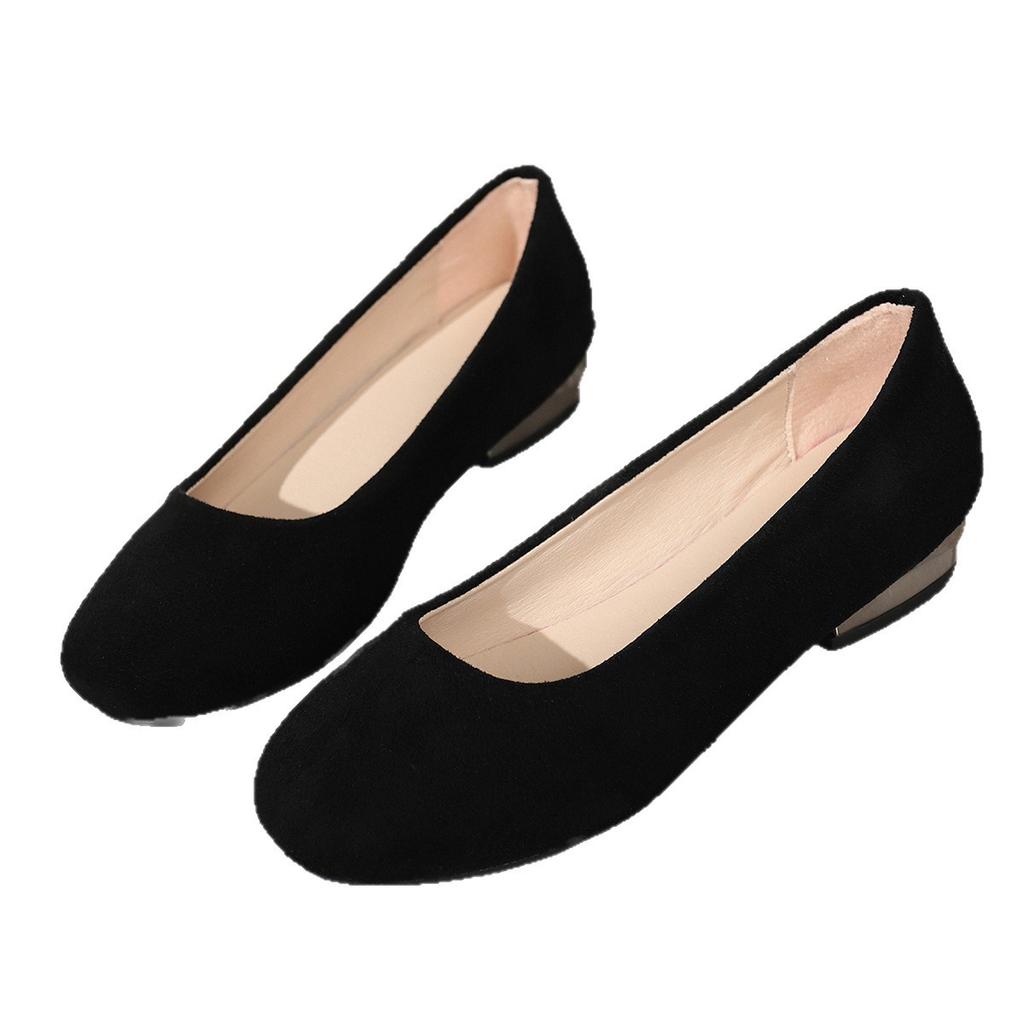 European and American Foreign Trade Large Size Casual Flat-bottomed Doudou Shoes 2025 Spring New Pointed Soft Sole Outer Wear Shallow Single Shoes