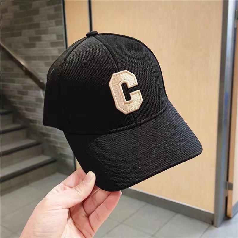 Women's & Men's Large Brim Duckbill Baseball Cap - Korean Letter 'R' Design, 2024 Spring/Autumn Fashion, Slimming and Small Face Effect.