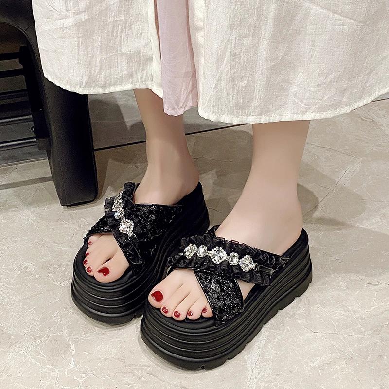 Fashion 8CM New Lace Peep Toe Slippers Platform Wedge Shoes Stretch Platform Flats Bling Crystal Women Sandals Leather Slip on Fashion