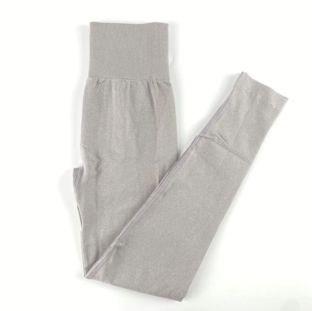 Seamless Butt-Lifting Moisture-Wicking Yoga Leggings for Women