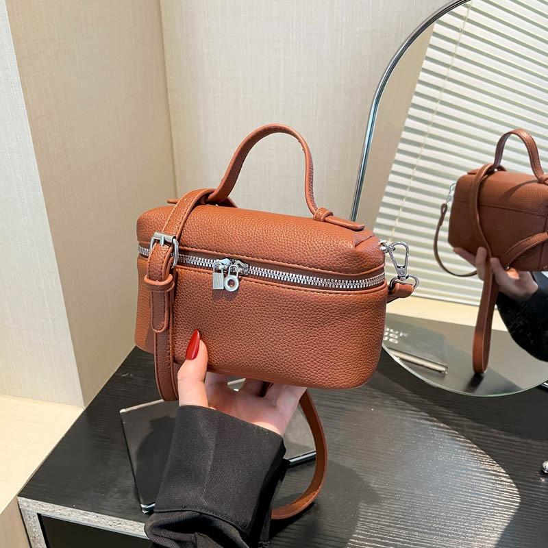 Handbag women's new spring and summer simple fashion small square bag niche high-end versatile messenger bag