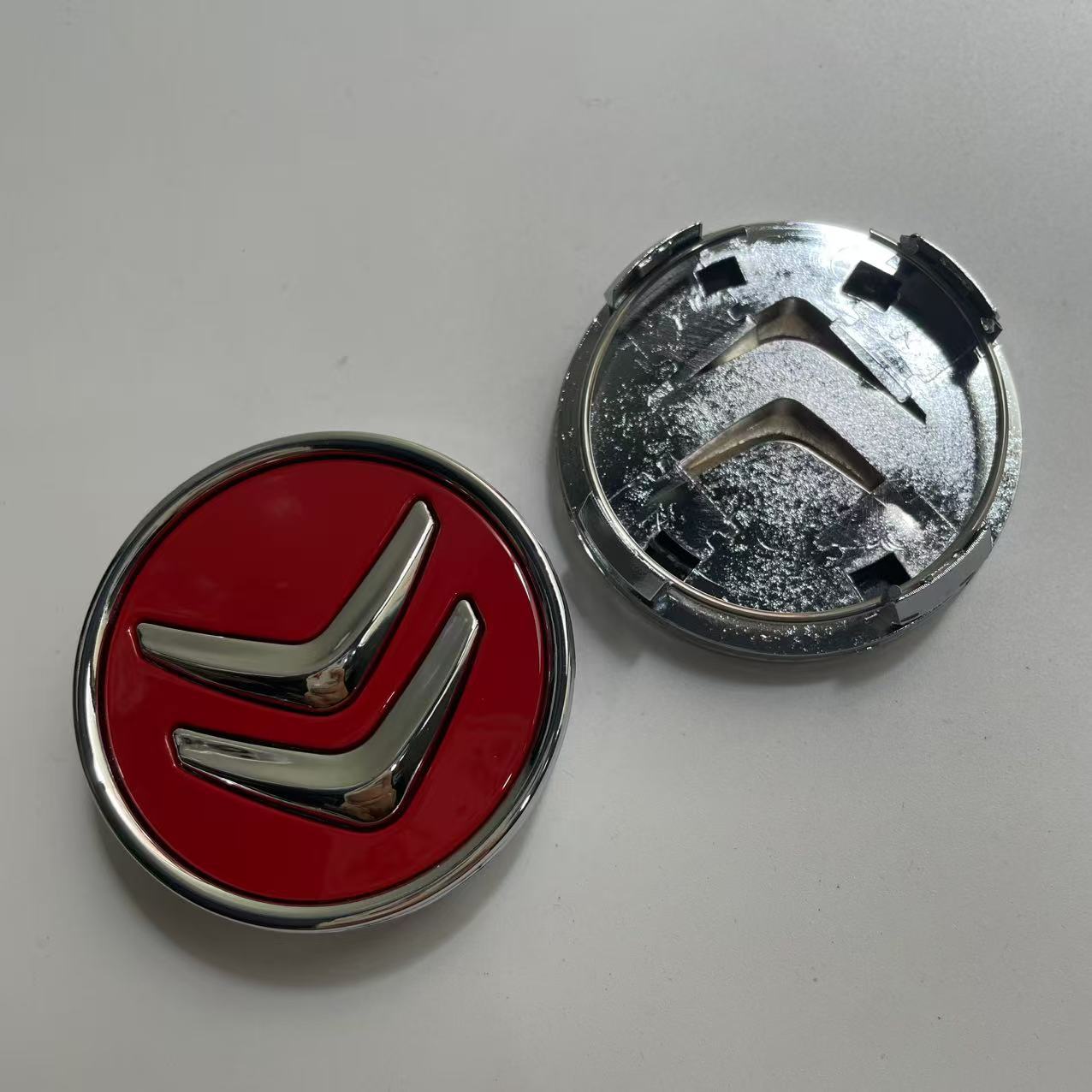 

4pcs Emblem Logo for Citroen C1 Elysee DS4 DS3 Picasso Berling Saxo C4 C5 C2 C3 Xsara Cactus DS6 Car Wheel Center Hub Cover Caps красный