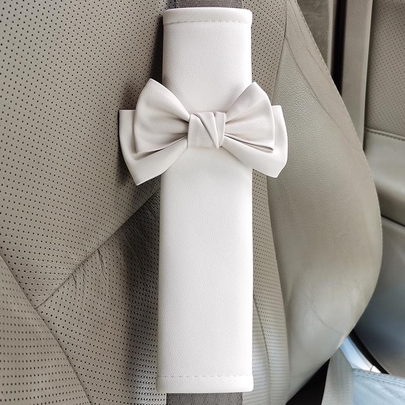 

High-End Leather Car Seat Belt Shoulder Pad with Bowknot - Anti-Neck Strain Design Approx. 25*9*2cm
