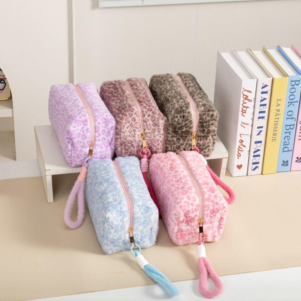 Large Capacity Plush Cosmetic Bag Leopard Print Pattern Travel Cosmetic Case Cosmetics Storage
