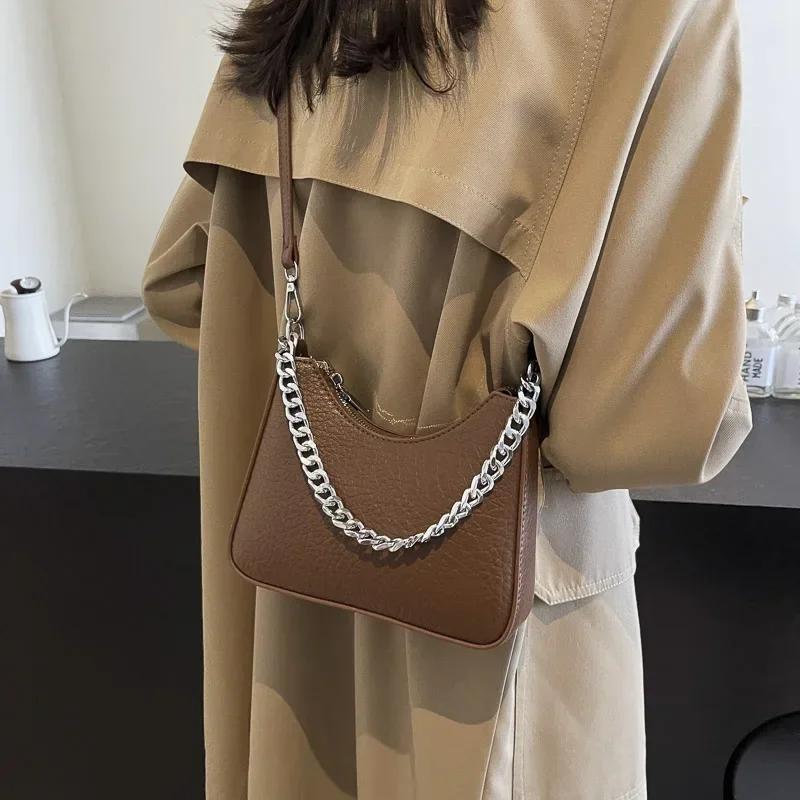 Retro Niche Women's Shoulder Bag  Versatile Crossbody Bag  Single Shoulder Armpit Bag  Popular Fashion  Super Hot  Autumn and Winter
