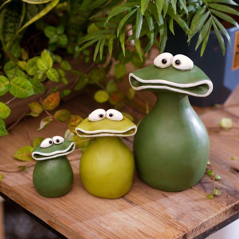 Süßer Frosch Drei-Familien-Dekorationsornament Großmaulfrosch Tier Kreativität Spaß Hof Gartenornament Geschenk