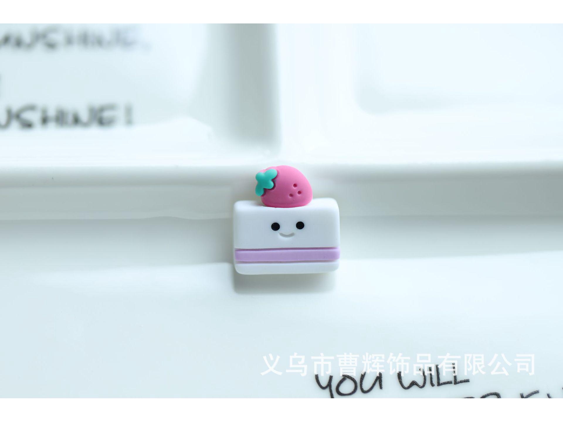 

Мультяшна смоляна біжутерія: Морозиво та Метелик Аксесуари для Волосся Матеріали для DIY 2.0-2.5cm