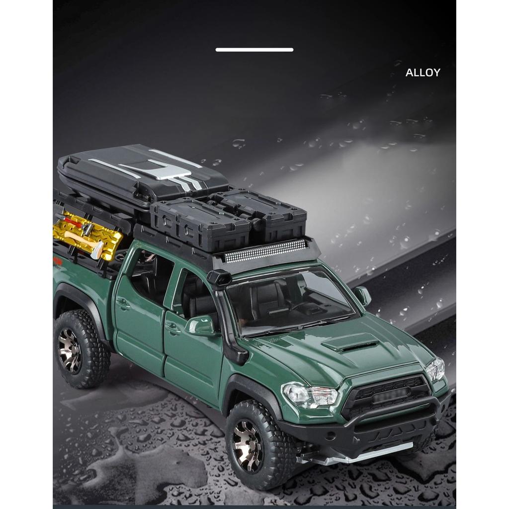 1/32 Toyota Tacoma Picku Wagon Alloy Car Model Sound and Light Pull Back Children's Toy Collectibles Birthday Gift