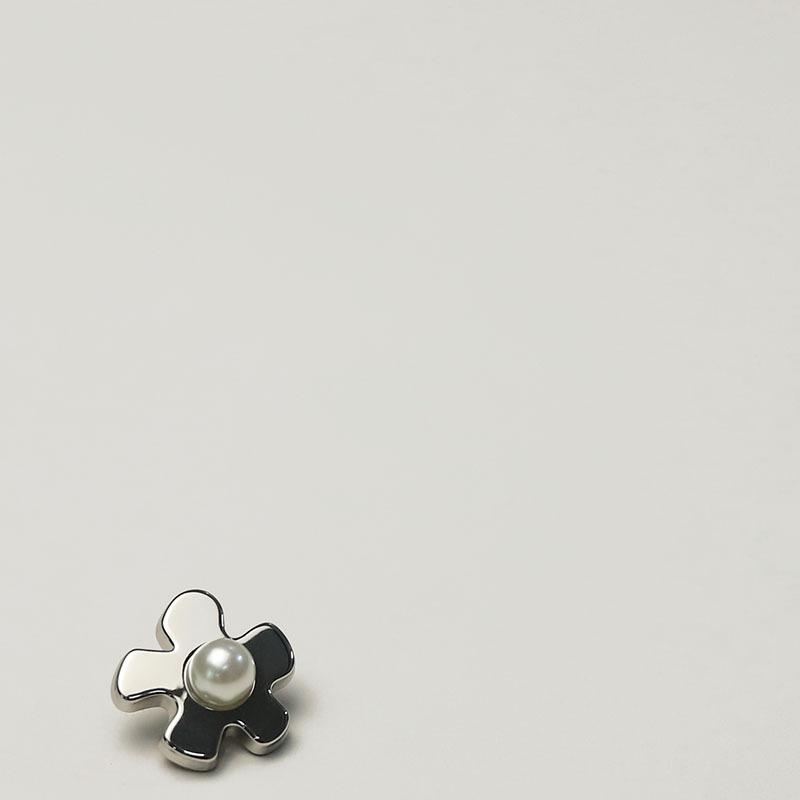 Pearl Pentagonal Flower-Shaped Metal Buttons, Small Fragrance, Simple Trench Coat Clothing Buttons, Suit Cardigan Decorative Buttons