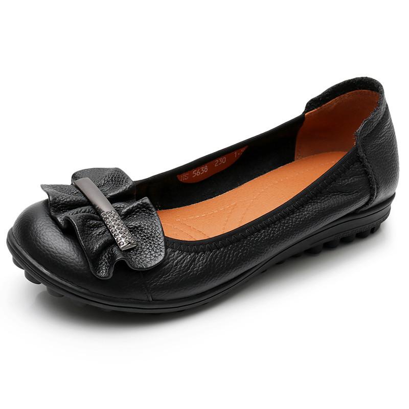 Fashion GKTINOO Fashion Shoes Women Flats Round Toe Genuine Leather Women's Shoes Metal Decoration Flat Casual Shoes Woman Large Size