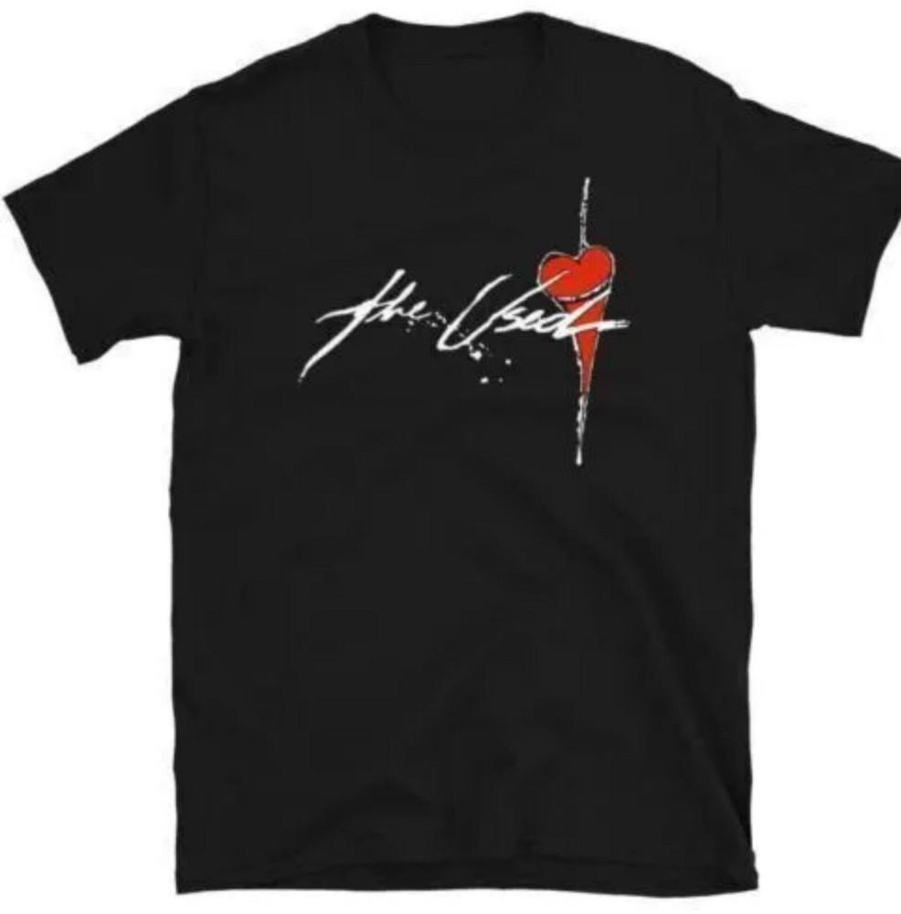 

ПОДЕРЖАННАЯ Футболка группы In Love & Death Heart Пост-хардкор Эмо Винтажная Мужской Подарок Унисекс M