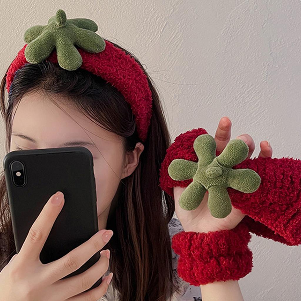Strawberry Plush Face Washing Headband Set With Wristbands Cute Hair Band For Women Men Makeup Skincare Soft Absorbent Material