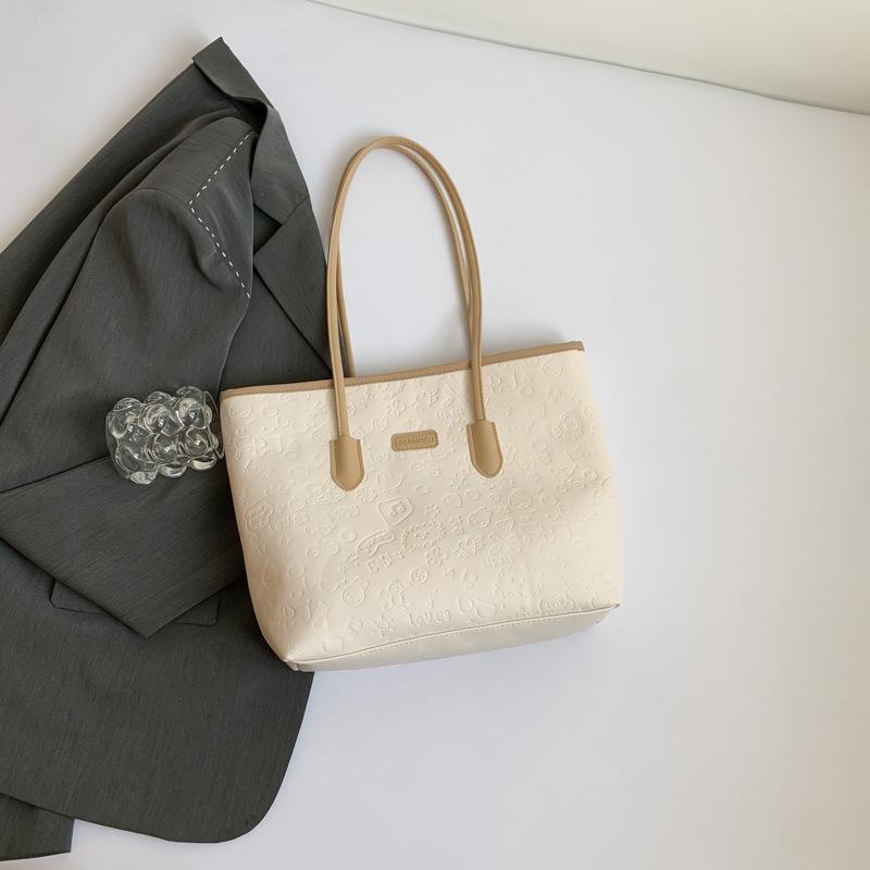 Autumn 2024 Fashionable Embossed Korean Style Shoulder Tote Bag