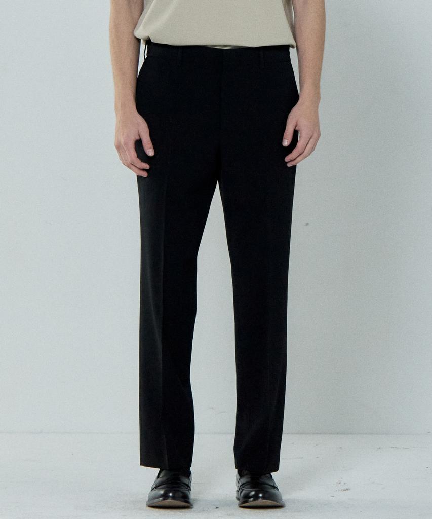 BASIC HOUSE Linen-Like Tapered Fit Slacks Black Lzpt3104