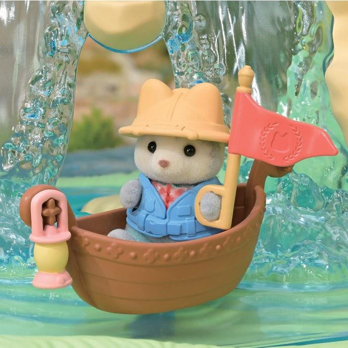 Epoch Sylvanian Families Family Trip House – Secret Forest Waterfall – 3+