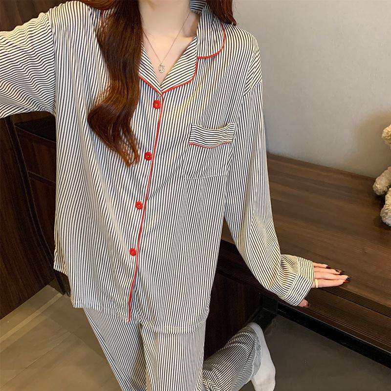 Korean Style Casual Long Sleeve Striped Pajamas for Spring/Autumn, Versatile Homewear with Fashionable, Relaxed Look.