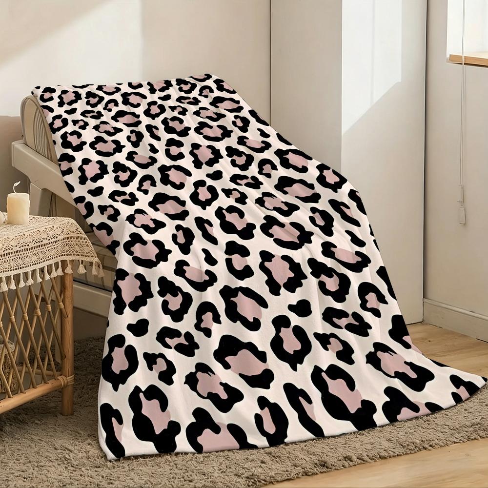 Leopard Print Throw Lightweight 240g Flannel Blanket Soft Skin-friendly for Summer Cooling