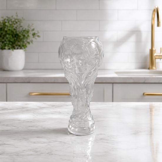 Bierglasbecher, Glas im Pokalstil 730 ml, Klarer Borosilikatglasbecher mit schwerem Reliefboden, Trinkgeschirr für Fußballparty, Sichere Verpackung