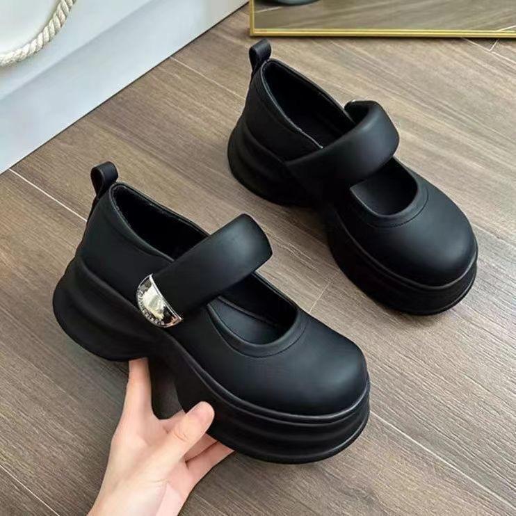 

Мэри Джейн на толстой подошве, маленькие кожаные туфли, женские весенне-осенние новые туфли на липучке, увеличивающие рост, с большой головой, маффины, маленькие кожаные туфли 40 чёрный