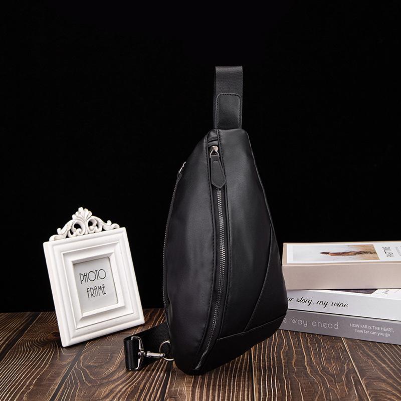 Men's Chest Bag Messenger Bag Korean Version of The Trendy Shoulder Bag Leather Casual Diagonal Backpack Men's PU Fashion Dumpling Bag