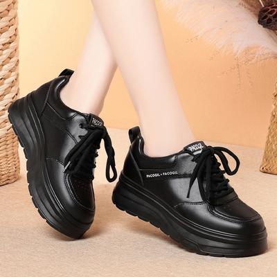 Casual Sports Shoes Women Spring Autumn Soft Leather Sole Comfortable Leather Shoes Versatile Thick Sole White Shoes Fashionable