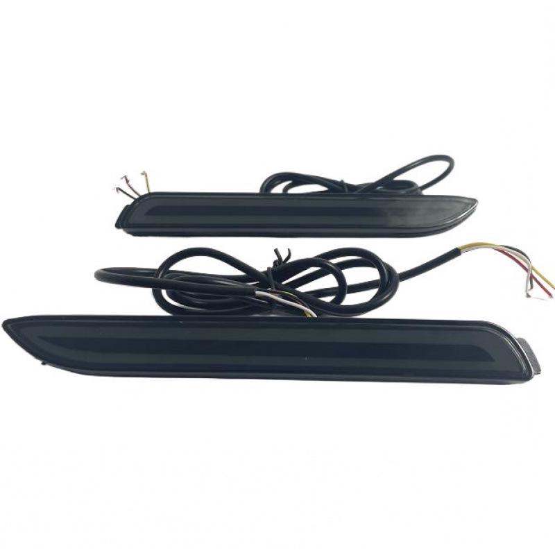 LED Turn Signal Light Strip for Toyota Reiz, Camry, Yizhi, Sienna, Alfard – Rear Bumper Modification