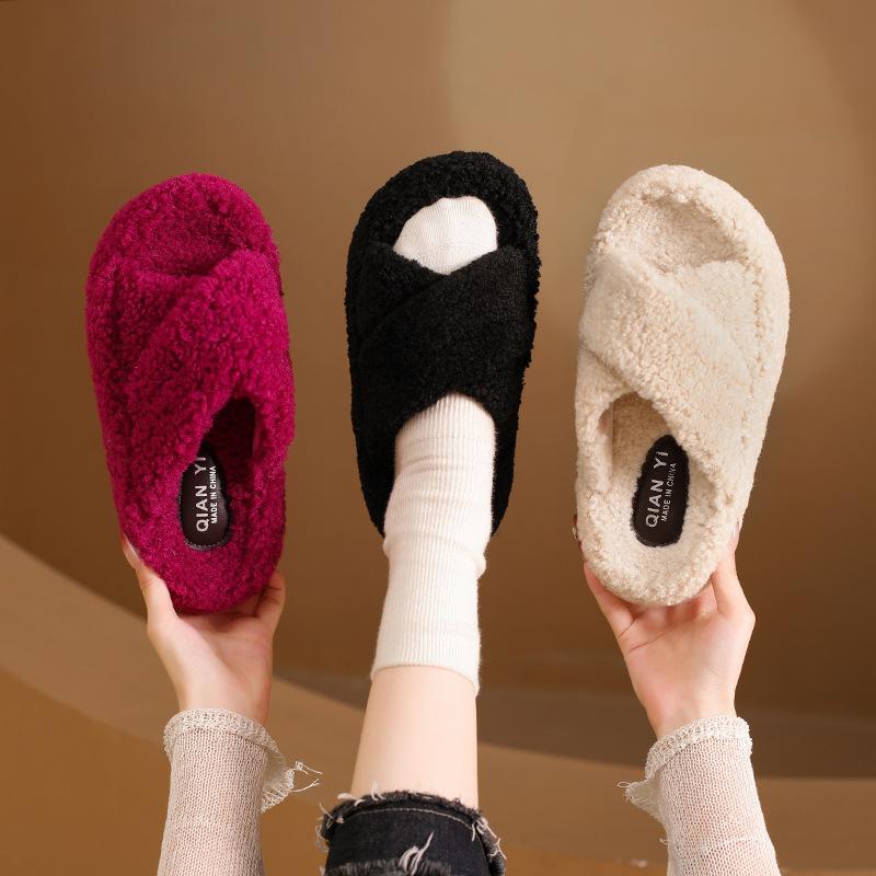 2025 autumn and winter new Korean version of cute fluffy slippers women wear thick bottom home fluff one-word cotton slippers