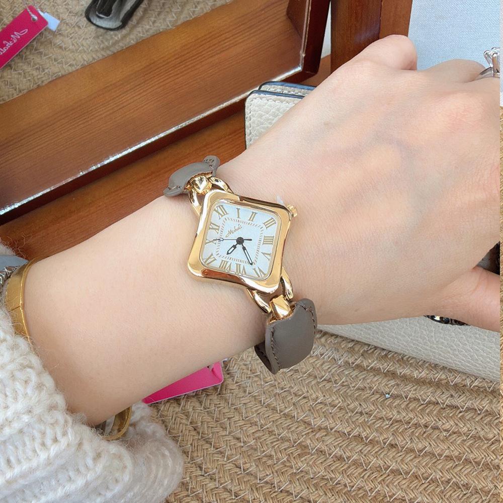 Rhombus Women's Watch Supply Personalized Retro Watch Women