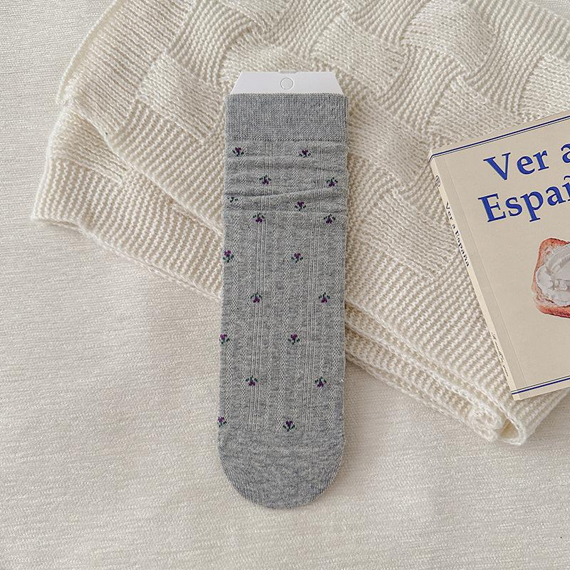 Women's Autumn & Winter Floral Mid-Calf Socks - French Style, Trendy, Versatile, and Retro.