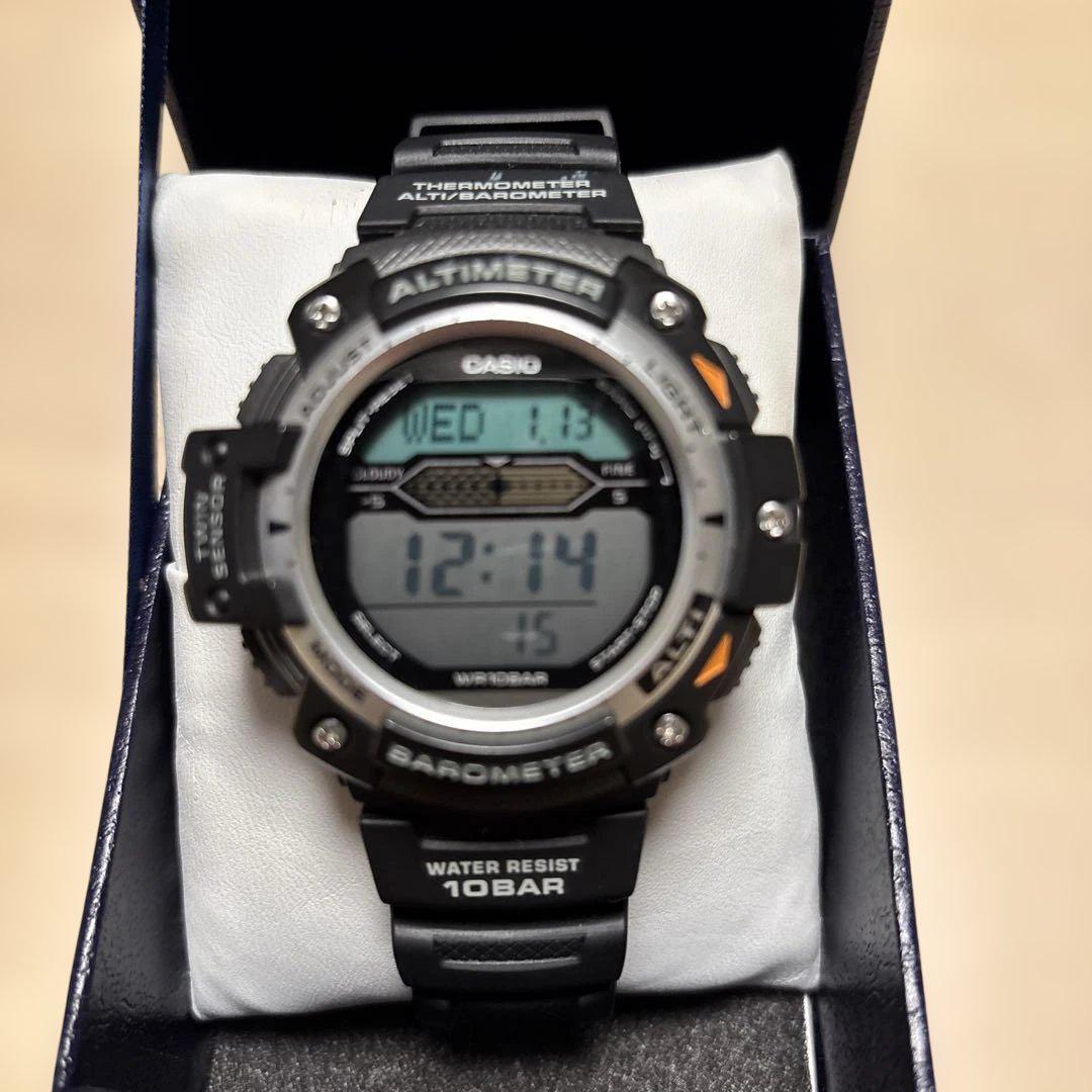 

[USED] CASIO ALTIMETER digital watch