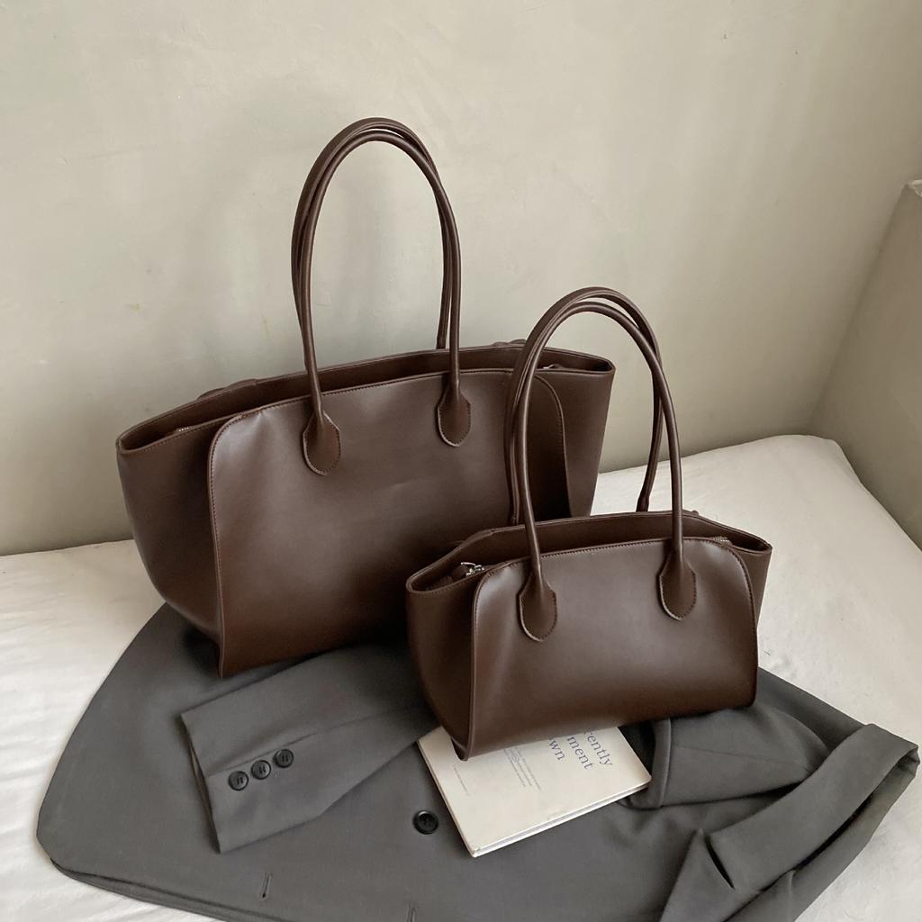 Luxury Women's Large Tote Bag Genuine Leather Shoulder Bags 2026 Female Retro Handbags High Quality Ladies Messenger Bag Black