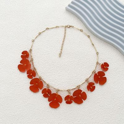 Personality Bohemian Fashion Trend Tandem Painted Metal Flower Pendant Necklace for Women for Vacation