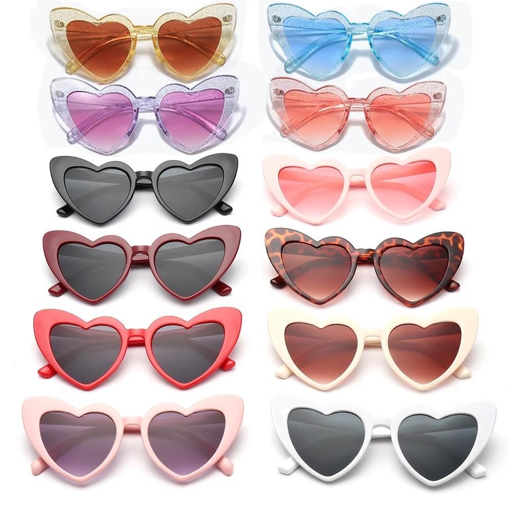 Ladies Love Heart Sunglasses Retro Big Frame Women Sunglasses UV400 Protection Summer Shades Eyewear Anti Blue Light Glasses