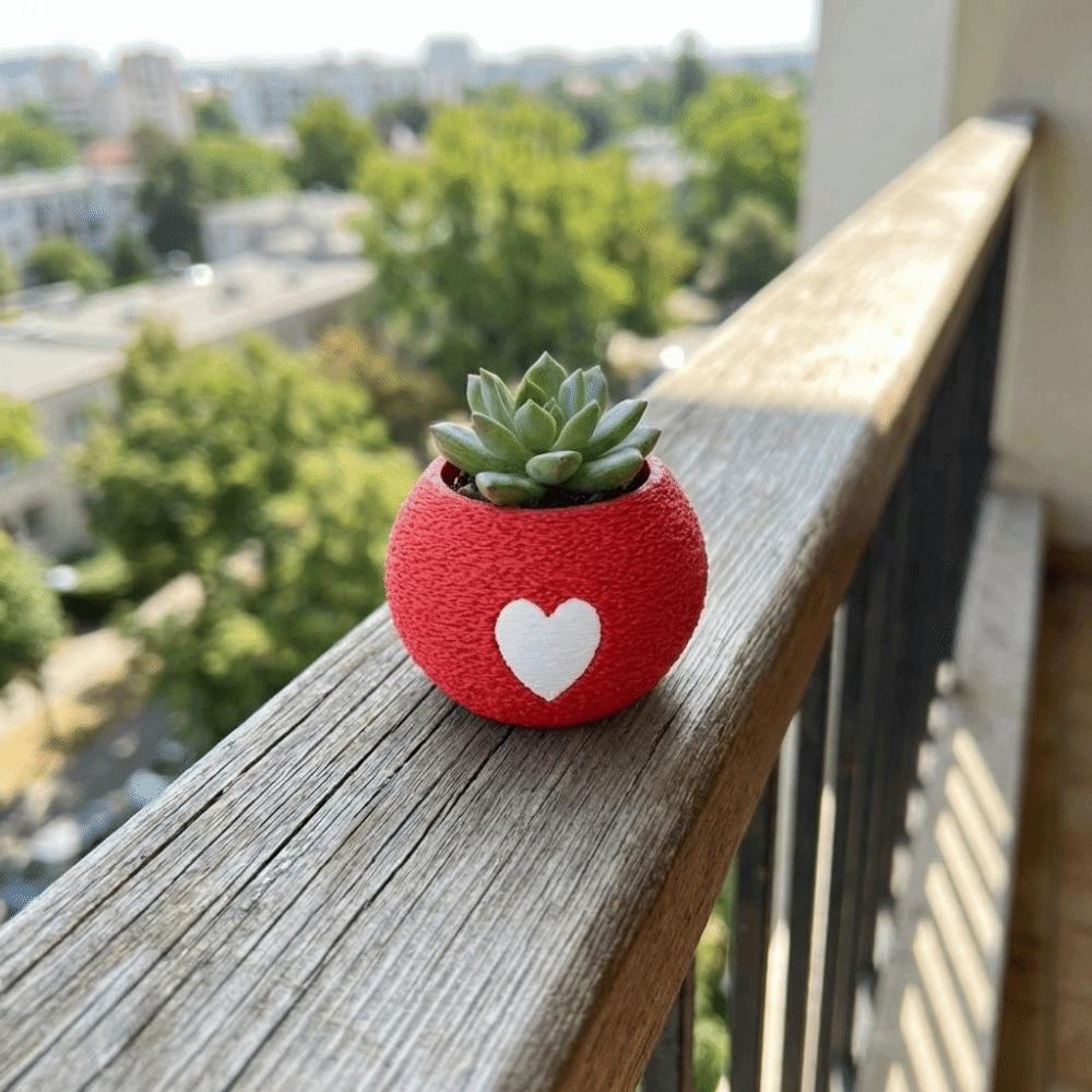 Mini 3D Printed Plant Pot Heart Pattern Eco-Friendly Planter Mini Succulent Pots  Office