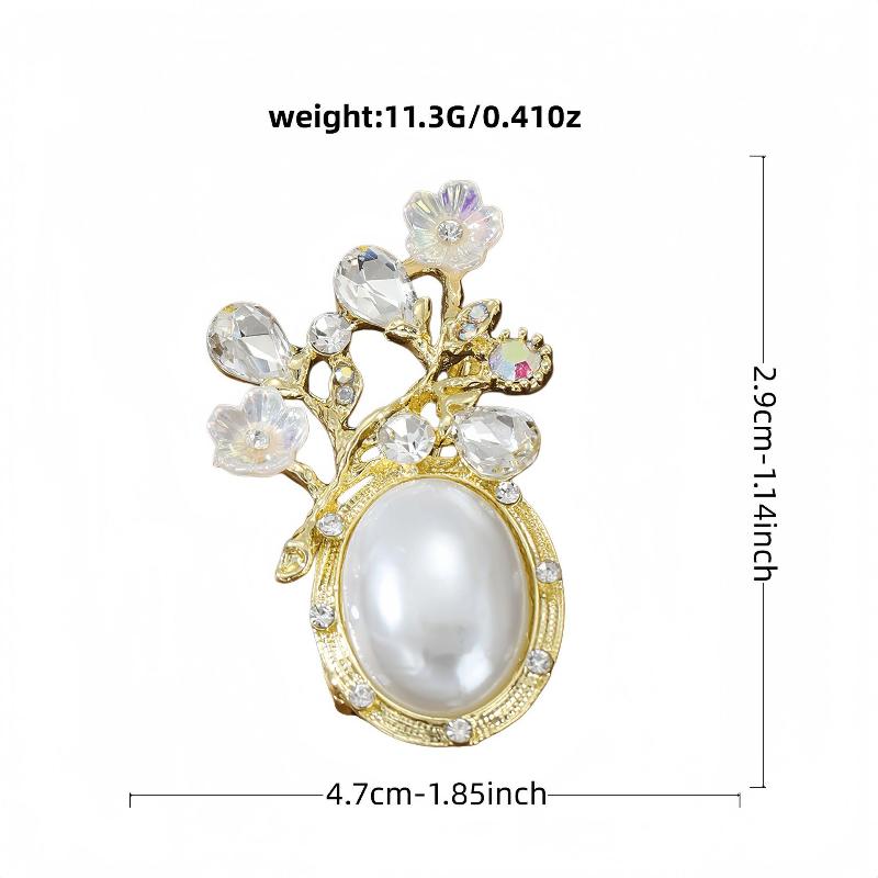 Elegant Flower Pearl Brooch Gold Tone Shell Petal Lapel Pin For Women Suit Coat Dress Jewelry Gift
