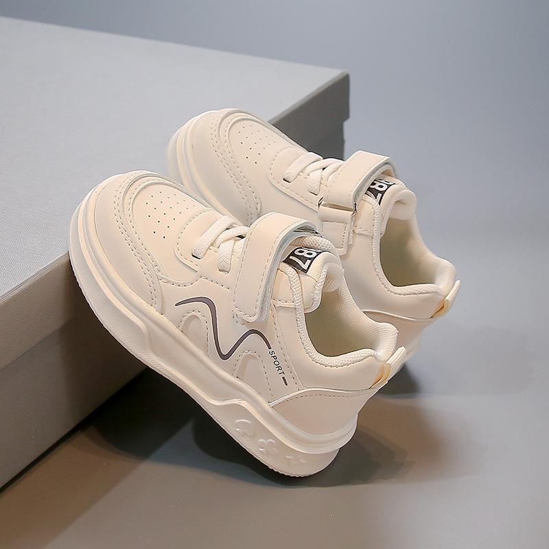 Children's sports shoes 2025 spring and autumn new boys toddler shoes breathable Internet celebrity board shoes little girl casual white shoes