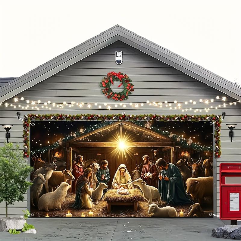 Ein großes weihnachtliches Krippen-Garagentor - gestaltet mit festlichem Sternenhimmel und Engelslicht aus Polyester