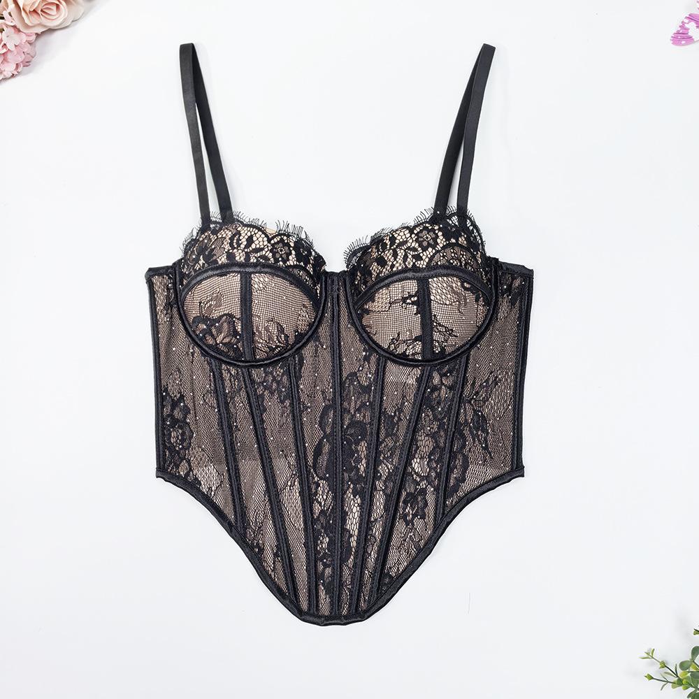 Corsés, ropa de mujer moderna y elegante