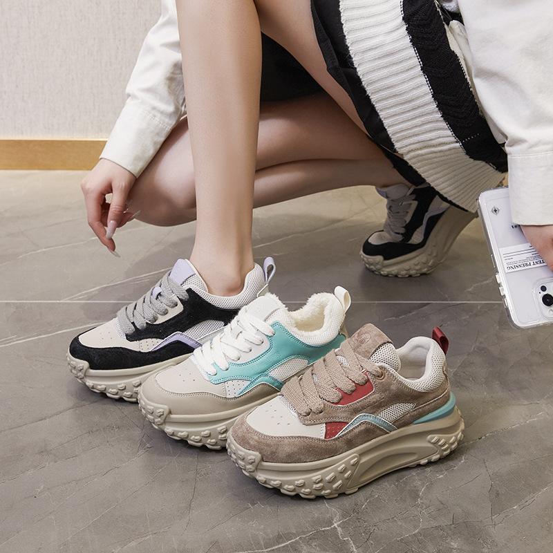 Autumn and Winter New Little White Shoes Female Student Sports Shoes Internet Celebrity Casual Women's Shoes Versatile Thick Soles Increase Height Dad
