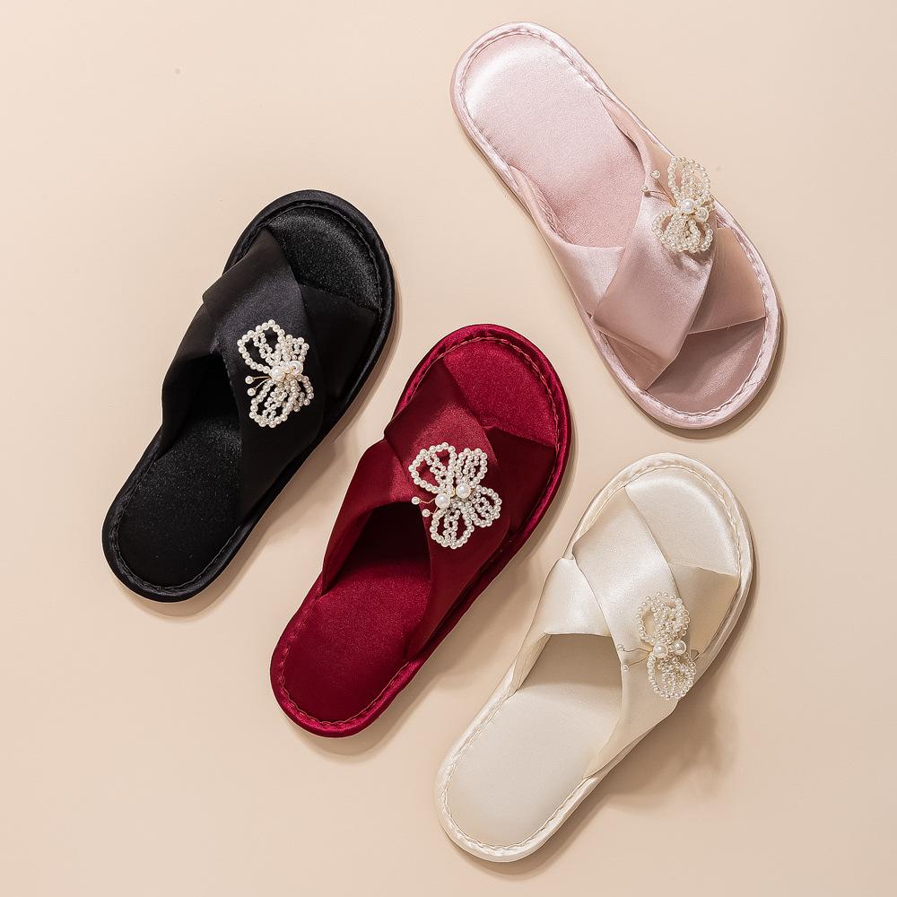 2024 Wedding Bridal Dressing Gown Slippers Wedding Festive Red A Couple of Indoor Slippers Bridesmaids Fancy