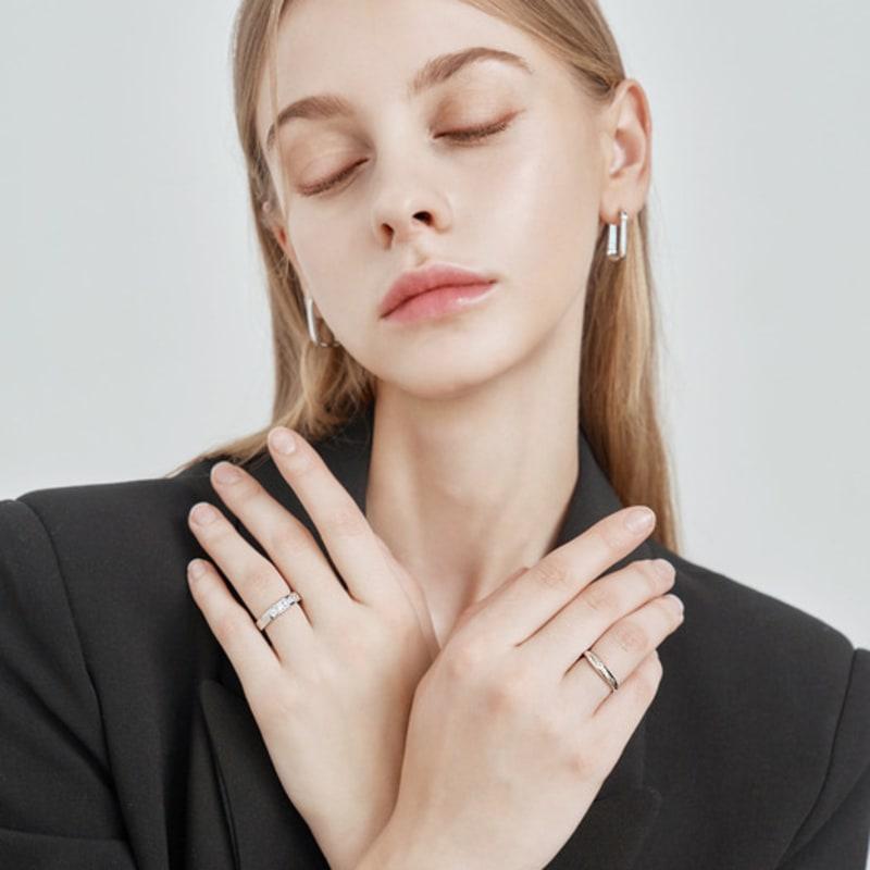 GEIGER Jewelry Cubic Mood Ring GISVWR011